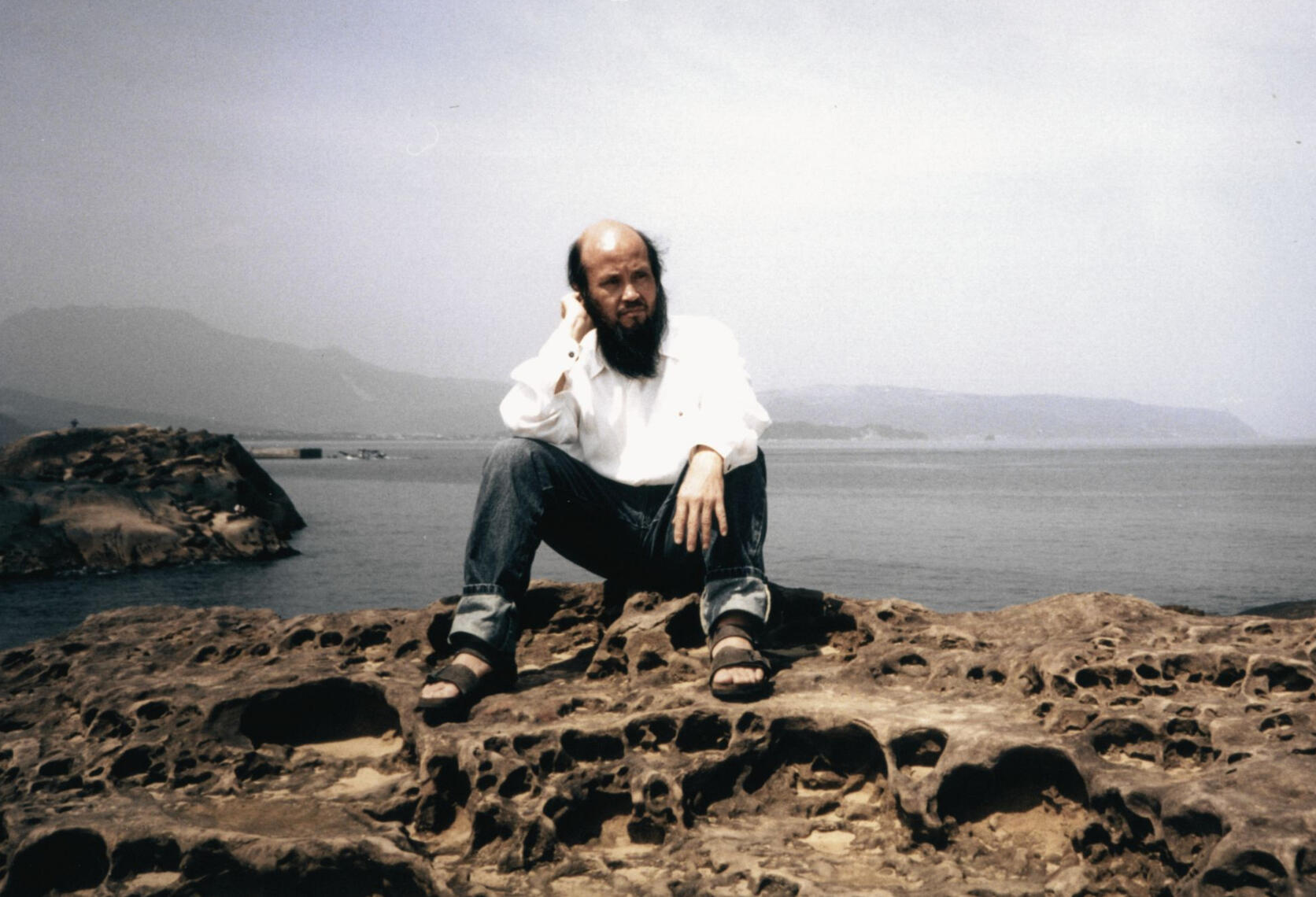 22.創作應從自身生活、當下經驗出發,而未必全然追隨所謂「當代藝術」的潮流。